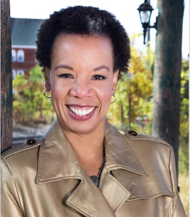 Deneen  Bennett