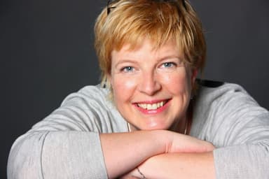 Toni Crow